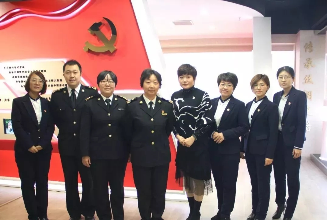 創(chuàng)黨建品牌 譜共建新篇——天津?yàn)I海機(jī)場海關(guān)驗(yàn)估科與永誠世佳進(jìn)行黨支部共建