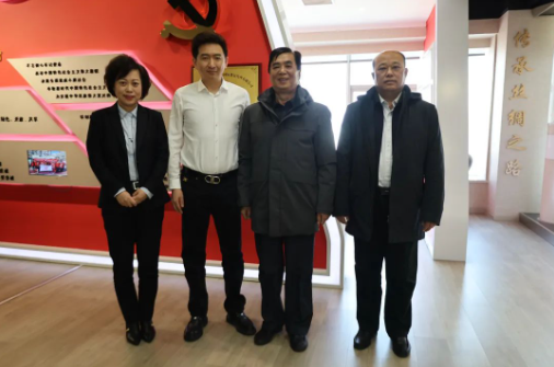 河?xùn)|區(qū)人大領(lǐng)導(dǎo)走訪永誠世佳